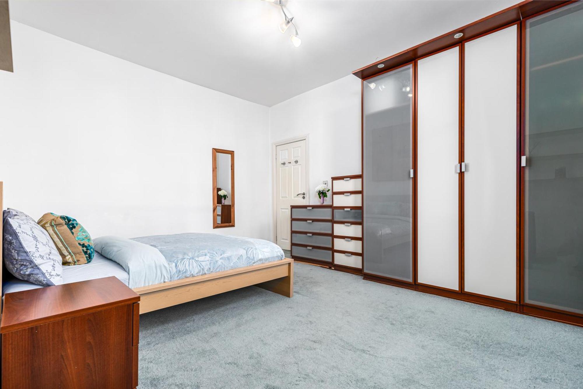 Apartament Bright & Spacious 2-bedroom In Paddington Hydepark Londra