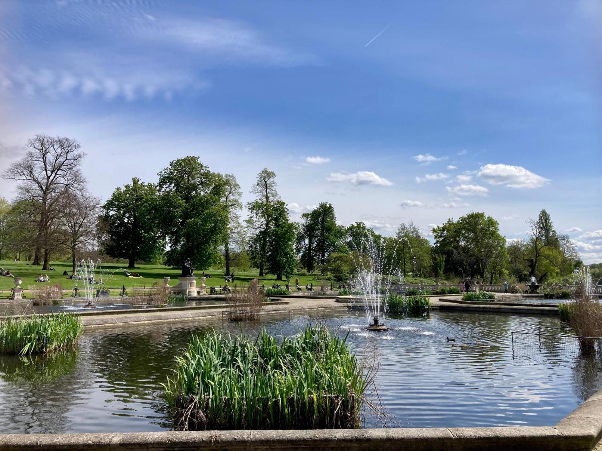 Bright & Spacious 2-bedroom In Paddington Hydepark Apartament